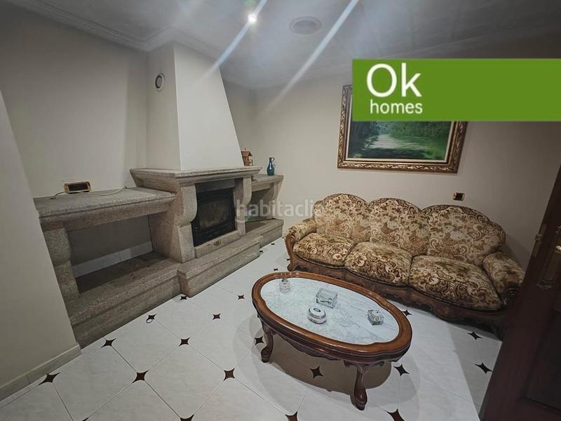 Foto 40d6d462-5180-4309-b3a2-6a10ccb28cc5. Casa adosada preciosa casa, amueblada, con todo y en el centro en Rábade