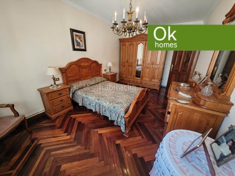 Foto 49721e51-6d2c-47d2-bebd-ad7d2392114c. Casa adosada preciosa casa, amueblada, con todo y en el centro en Rábade