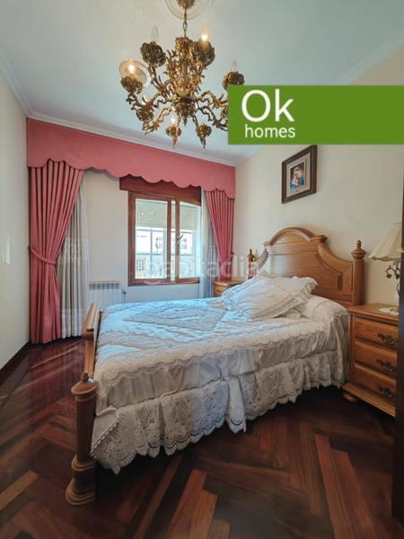Foto eee1557f-bab5-402b-8ce4-cb6a3f3d003f. Casa adosada preciosa casa, amueblada, con todo y en el centro en Rábade