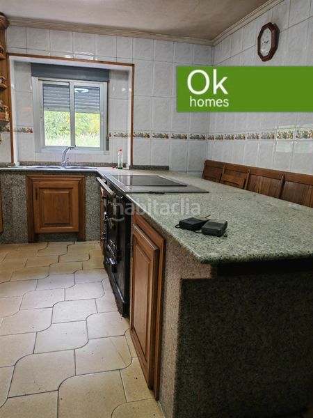 Foto d13692bd-473d-4669-9759-e6f136e392ae. Maison avec cheminée chauffage parking dans Curtis