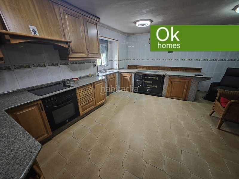 Foto e1f8ec28-5d3b-4780-b183-56b97e8cda19. Maison avec cheminée chauffage parking dans Curtis