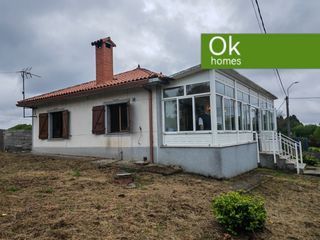 Casa in Vilasantar. Amueblada y para entrar a vivir