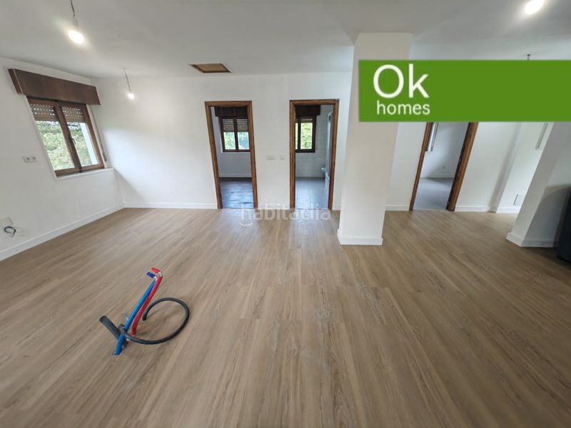 Foto a31c74fd-5ffb-4404-b894-9037d06bfdd1. Casa amb aparcament a Sobrado