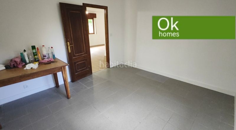 Foto f8e98fb3-dff6-4df0-be11-f4642e857cfd. Casa amb aparcament a Sobrado