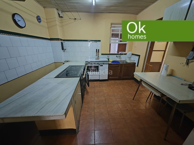 Foto 191b43e0-7cb8-4ace-af99-04435d4ce908. Casa adossada a Arzúa