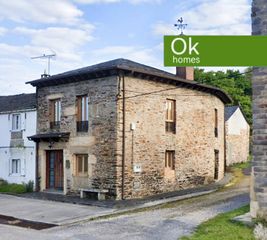 Casa bifamiliare in Lugar a ponte de arriba 12. Vivir con calidad, casa rústica restaurada
