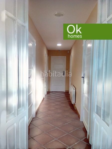 Foto 6d78ffc0-15a7-4129-9580-3923107b1bb4. Casa  con 2 viviendas independientes en Curtis