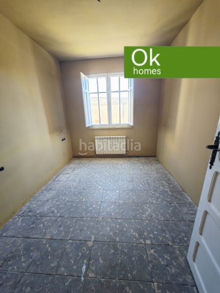 Foto e9690665-37db-4fc5-a399-122c62fd8d25. Casa  con 2 viviendas independientes en Curtis