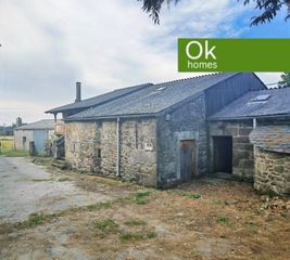 Casa adossada a Friol. Vivir, en un entorno idílico