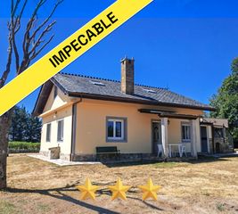 Chalet in Parroquias del Este. Impecable y unico!!