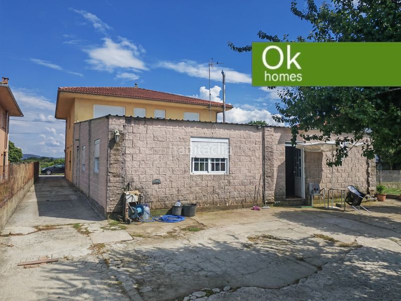 Foto 3d042cb7-97b9-478a-9dc5-0f4a47d89be0. Casa amb xemeneia calefacció aparcament a Boimorto