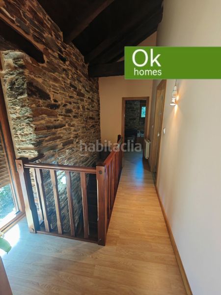 Foto 63c25dce-0b1c-407b-a138-e40778b40255. Country house with fireplace heating in Castroverde