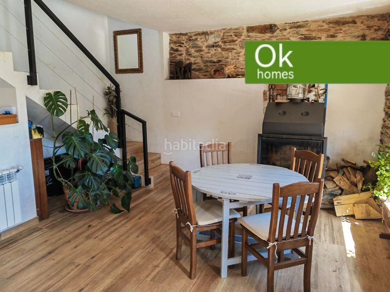 Foto 6d821fb7-df2a-47dc-adba-be5d2703cb6a. Country house with fireplace heating in Castroverde