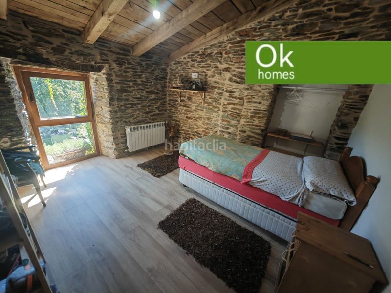 Foto 88d24cab-5b4b-493b-be6e-270556db979f. Country house with fireplace heating in Castroverde