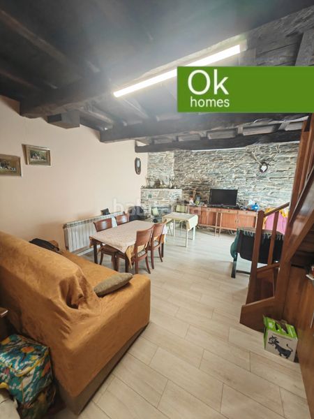 Foto d3e3fe6b-2091-472d-9146-3f266cc2998d. Country house with fireplace heating in Castroverde