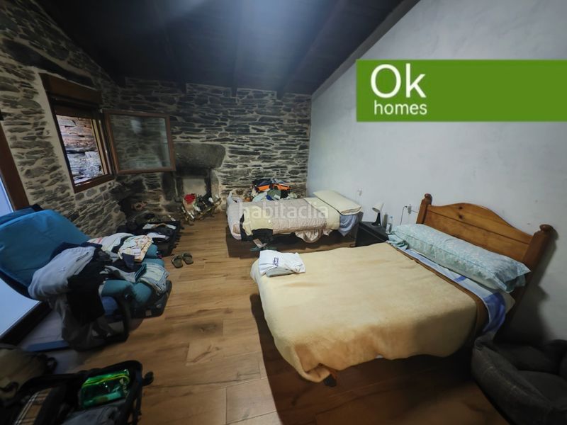 Foto e5cd006d-4971-45ca-8372-4caf6d89adb5. Country house with fireplace heating in Castroverde