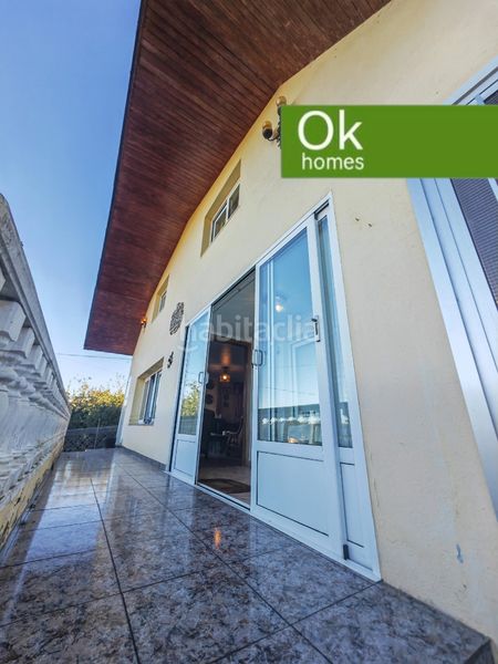 Foto 22d09fed-aba9-41b7-b6de-877d3cb7c320. Casa amb xemeneia calefacció aparcament a Friol