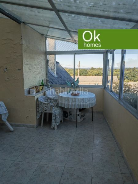 Foto b619338d-90f8-4f7f-8c86-ef111b2df301. Casa amb xemeneia calefacció aparcament a Friol