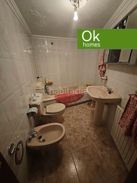 Foto c01d51f3-2a35-41d5-b1b0-0b0542b8338d. Casa amb xemeneia calefacció aparcament a Friol