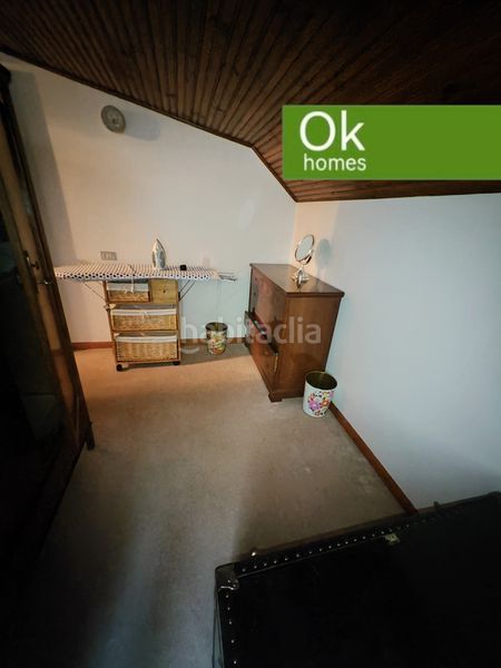 Foto c2c0dbf5-4632-4840-b965-463b2c74c975. Casa amb xemeneia calefacció aparcament a Friol