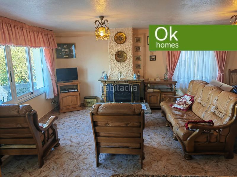 Foto d00d89ed-4755-4393-9aff-ae2aa467253b. Casa amb xemeneia calefacció aparcament a Friol