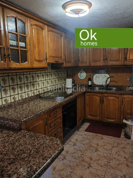 Foto e4e839eb-9753-43e7-a4cf-1caf595361fe. Casa amb xemeneia calefacció aparcament a Friol