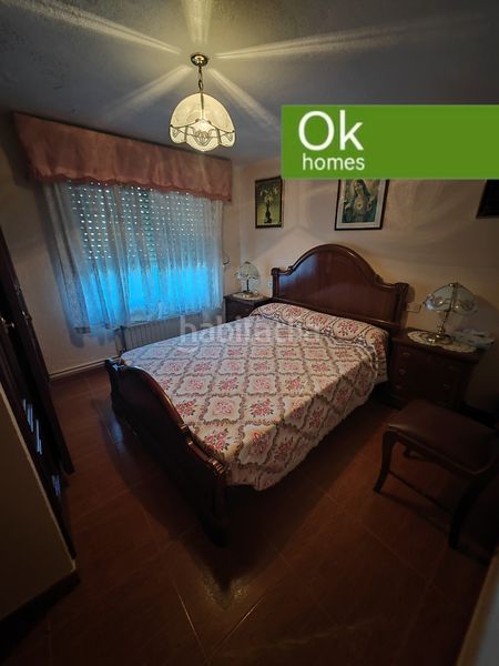 Foto f57da595-22ea-4b92-8e11-161416045fa3. Casa amb xemeneia calefacció aparcament a Friol