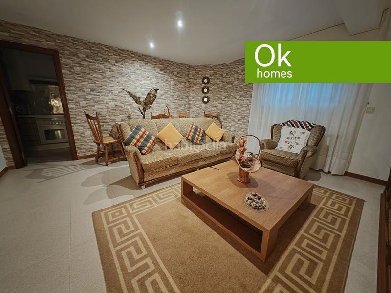 Foto e878518f-f1c8-477f-ba65-04609f7abd22. Chalet casa/chalet impecable!! en Curtis