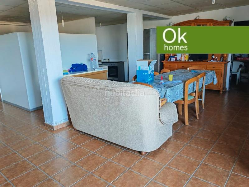 Foto 35d8ca40-3d90-4dab-bd2b-7adf1880572d. Maison avec cheminée chauffage dans Carral