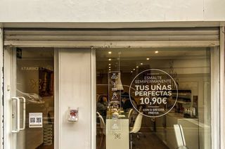 Miete Geschäftsraum in Rúa alcalde marchesi 30. Local en esquina (peatonal 4 caminos)