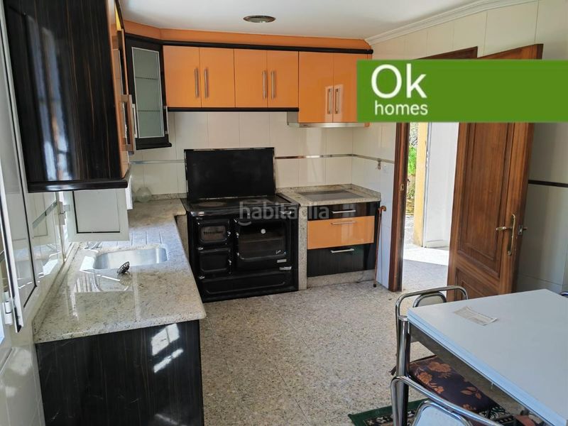 Foto c1b62984-c8fe-4d0a-aa77-b9fd294e285a. House with parking in Guitiriz