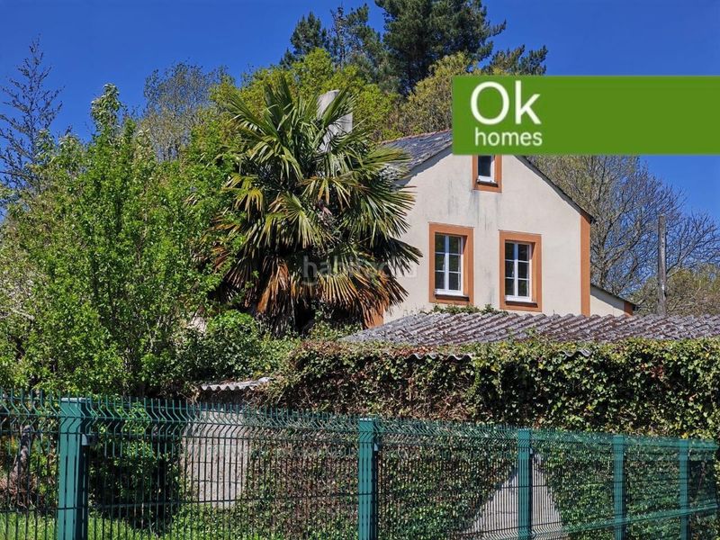 Foto ea78602b-842f-4375-ace8-0147b0a1442a. House with parking in Guitiriz