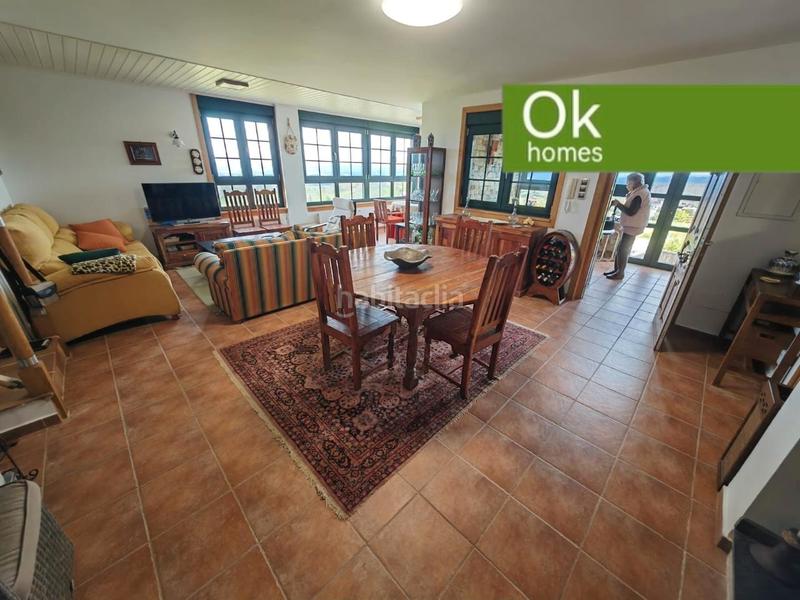 Foto a3a8d814-2c63-4cd5-bef1-8fd8daf152e4. Casa amb xemeneia calefacció aparcament piscina a Cerceda