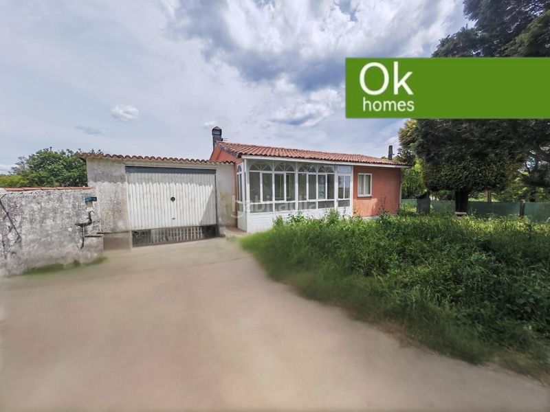 Foto a8e0310c-2a76-4a9c-b0fe-c05f236cf88f. Casa amb xemeneia aparcament a Curtis