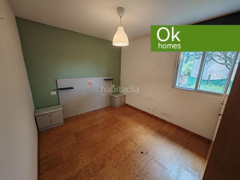 Foto b3ab905f-2817-4b96-b5e7-4f5ba45eb3ef. Casa amb xemeneia aparcament a Curtis