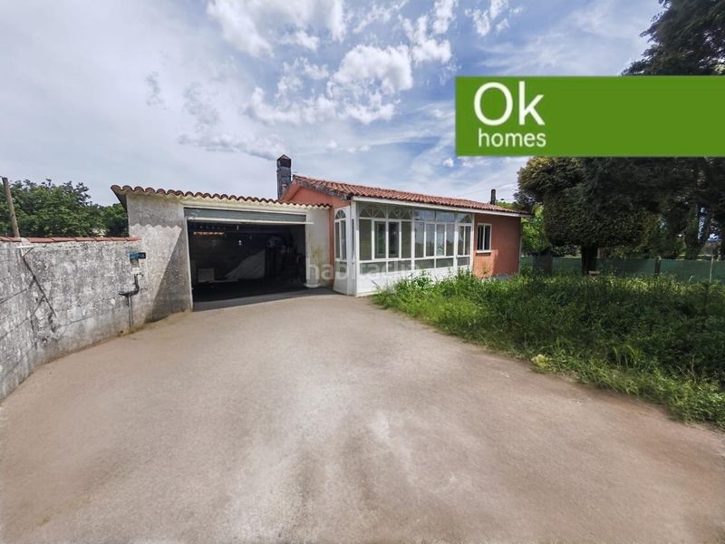 Foto c4d59821-4eba-41dc-b05e-c9ea33c3b353. Casa amb xemeneia aparcament a Curtis