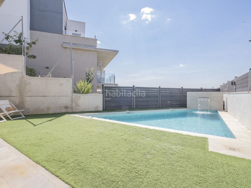 Foto 328b9183-9505-44c7-a285-cc92b602a0b6. Xalet amb aparcament piscina a Urbanización El Mediterráneo Arroyomolinos