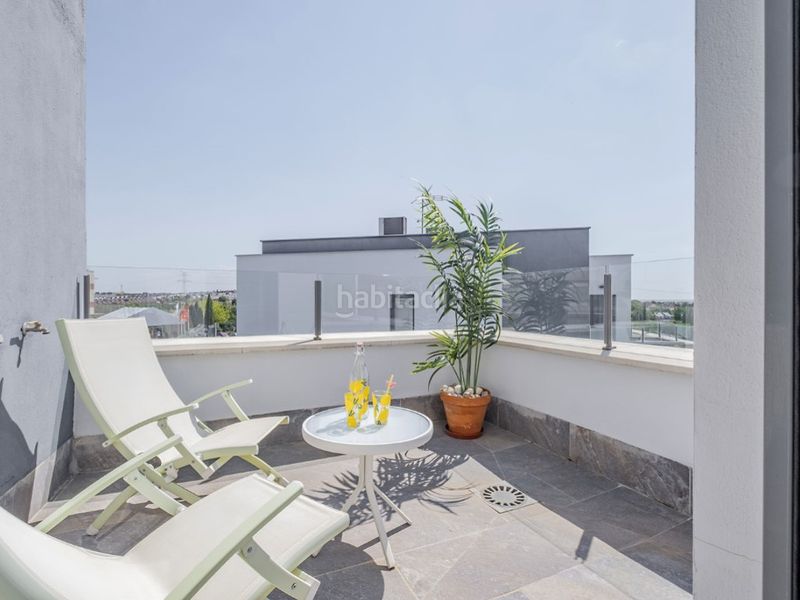 Foto c0c015b6-ae7e-4335-8d0e-a624d3a21e6c. Xalet amb aparcament piscina a Urbanización El Mediterráneo Arroyomolinos