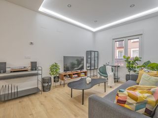 Apartment in Calle Linneo 20