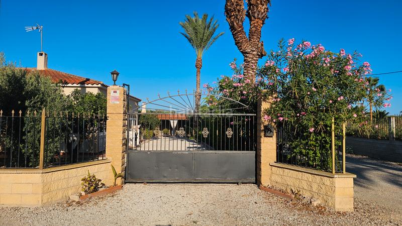 Foto 1887d593-2a26-43cb-b6df-ab23de991a37. Chalet mit parking pool in La Foia - Daimés - Asprella Elche / Elx