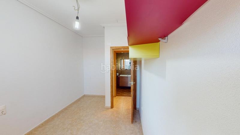 Foto 0c04cacd-8bbb-4f9e-957c-97f36c29d065. Etagenwohnung in Las Bayas Elche / Elx