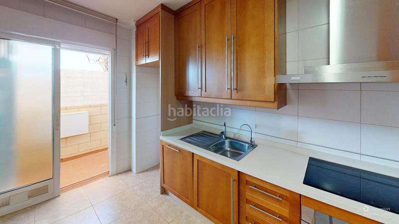 Foto 86629e2f-e71a-49f1-9ac8-c988a5d01d83. Etagenwohnung in Las Bayas Elche / Elx