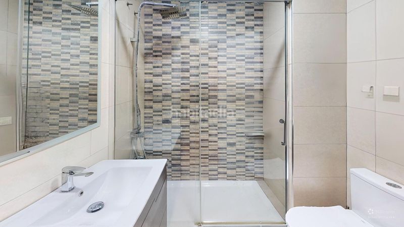 Foto 2896d1c5-2482-4a84-a797-62b8842bee8a. Pis amb calefacció aparcament piscina a Carrús Oeste Elche / Elx