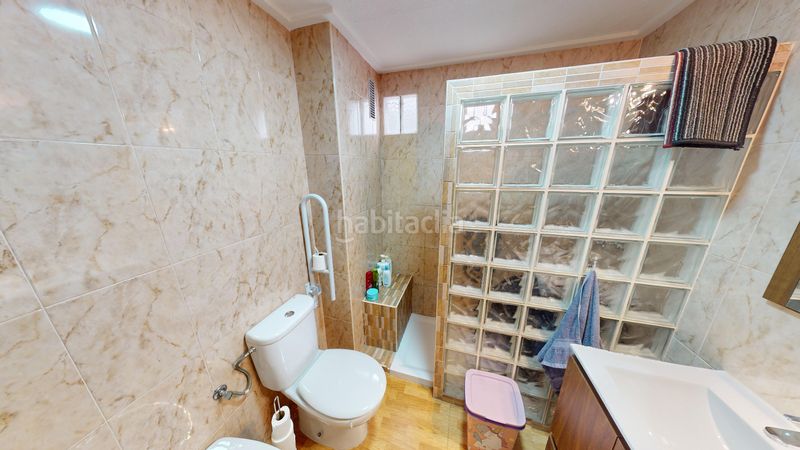 Foto a0ccd58b-5354-496d-a48b-a8b35ccde3f9. Pis a Carrús Oeste Elche / Elx