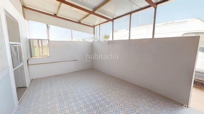 Foto f12c8697-ebe2-4b63-9ad0-c7e841dda563. Casa adossada a Carrús Oeste Elche / Elx