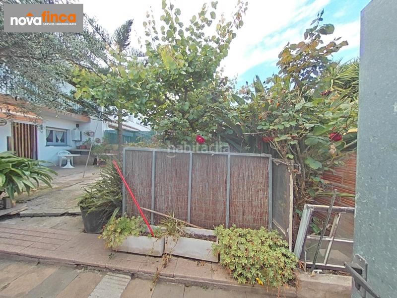 Foto b6b8e4ea-b336-4f87-aef7-bddd496c55c4. Casa adossada amb xemeneia aparcament a Mont-ras