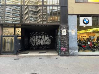 Aparcament cotxe a Roma 157. Plazas de parking en el centro de barcelona