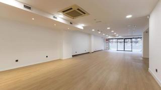 Local Comercial en Gran Via de les Corts Catalanes