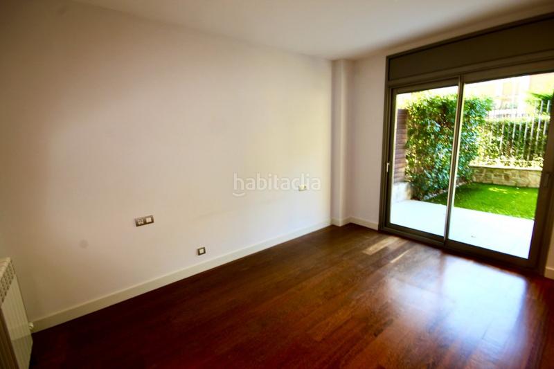 Foto 562771b8-722e-4406-9b20-ffe7229e050c. Piso preciosa planta baja dúplex 180m más jardín y piscina privada, en exclusivo complejo torre vilana en Barcelona