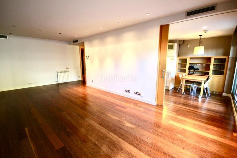 Foto ad4414ea-1057-476b-bfad-8b0bb369eaed. Piso preciosa planta baja dúplex 180m más jardín y piscina privada, en exclusivo complejo torre vilana en Barcelona